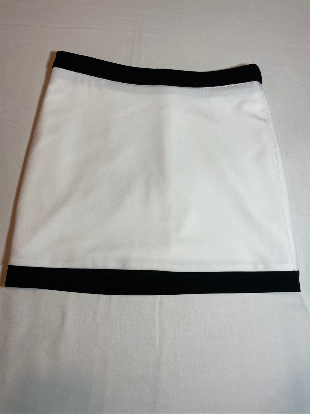Lulu's Black and White Colorblock Mini Skirt - Picture 4 of 5